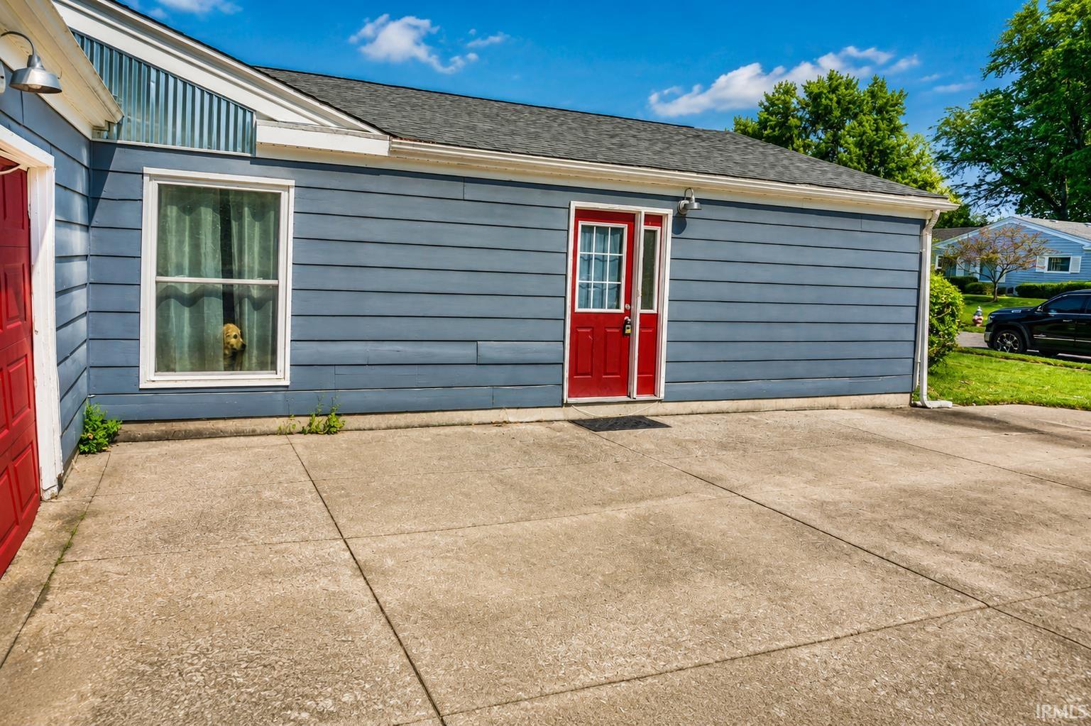 1917 Malvern Way South Bend IN 46614