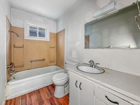 1622 S Washington Street Marion IN 46953