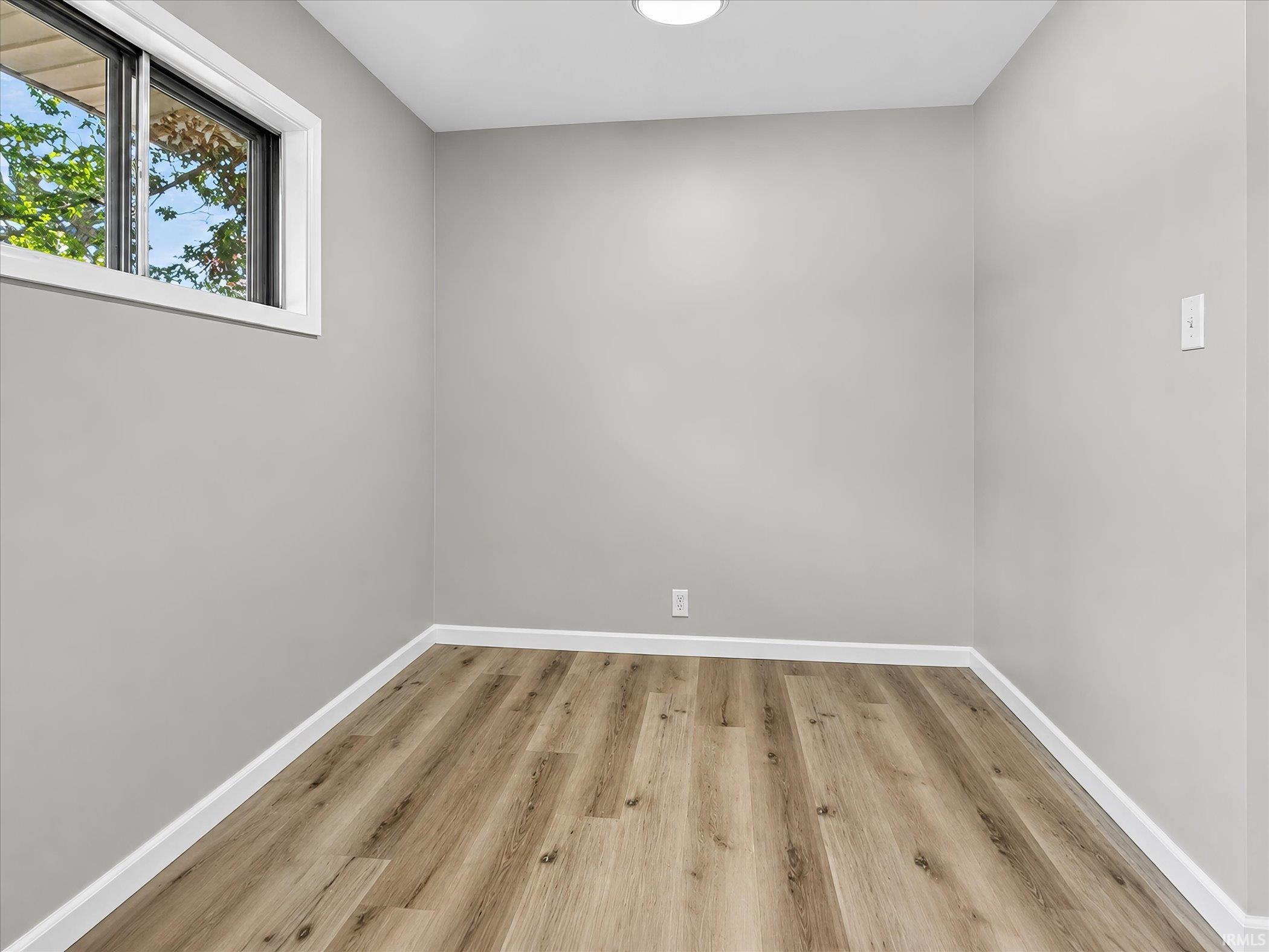 1403 E Ireland Road South Bend IN 46614