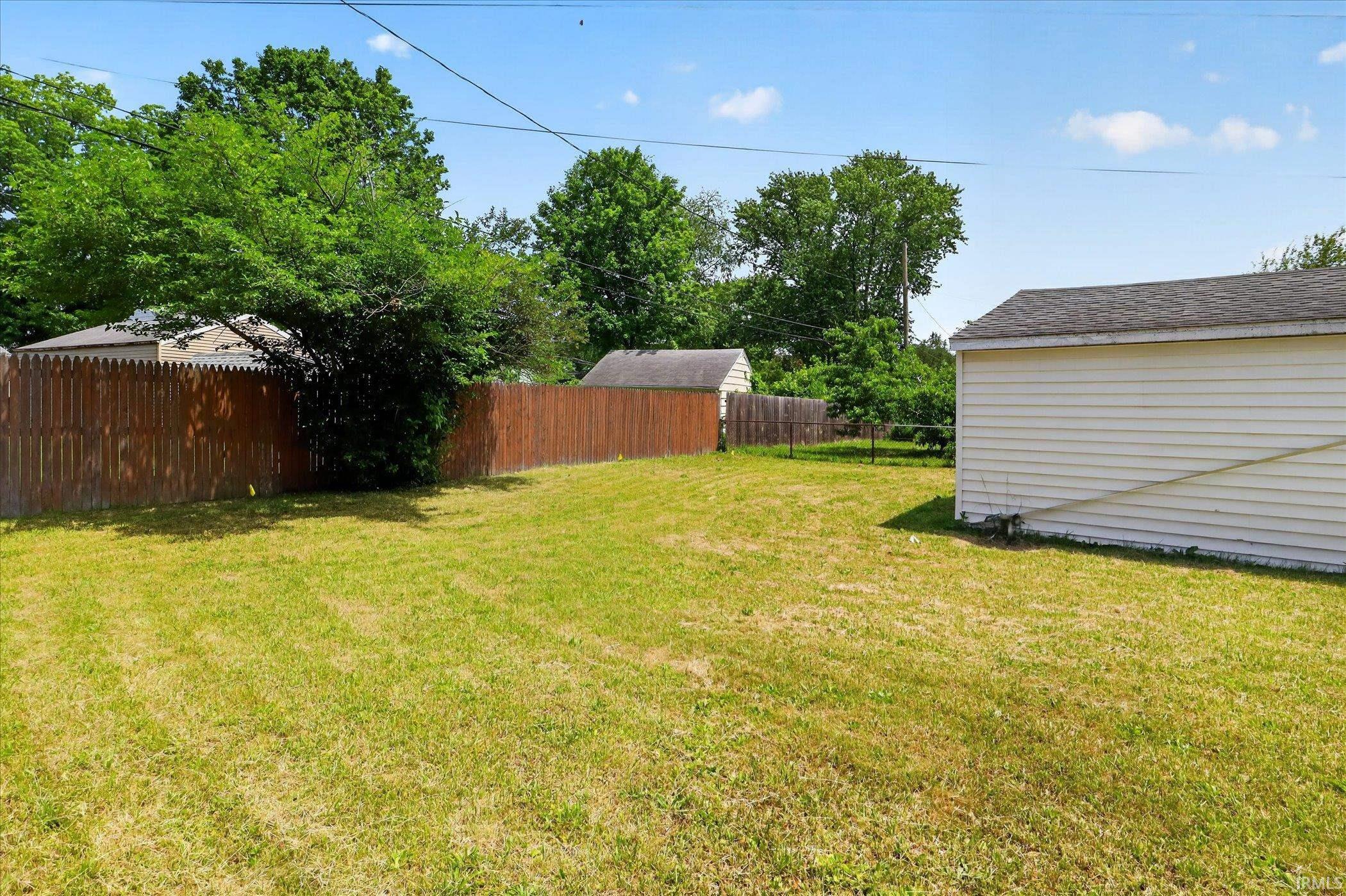 1403 E Ireland Road South Bend IN 46614