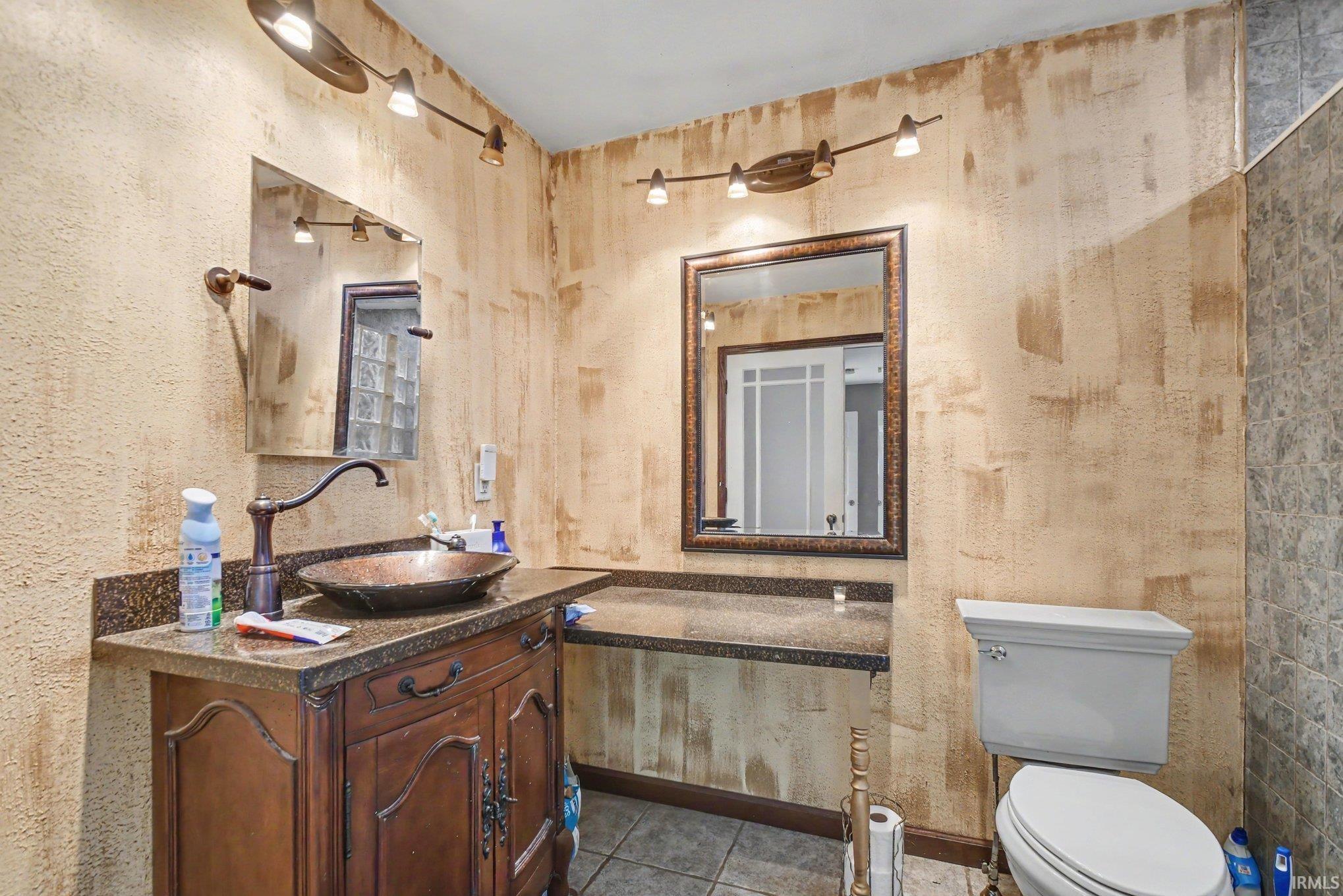 52313 County Road 113 Elkhart IN 46514