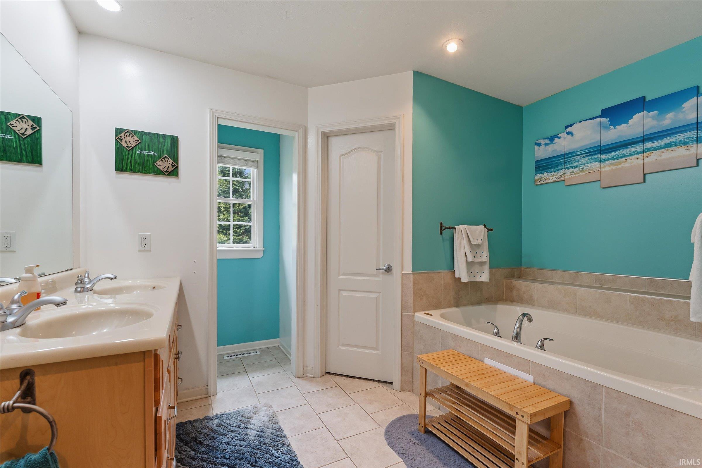 53030 Cobus Woods Court Elkhart IN 46514