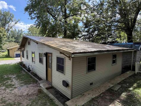416 W Coy Avenue Silver Lake IN 46982