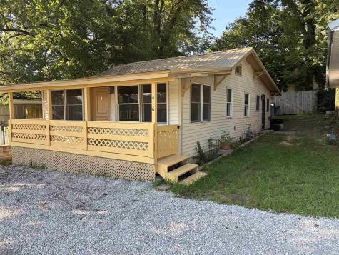 416 W Coy Avenue Silver Lake IN 46982