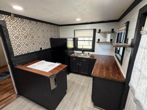 416 W Coy Avenue Silver Lake IN 46982