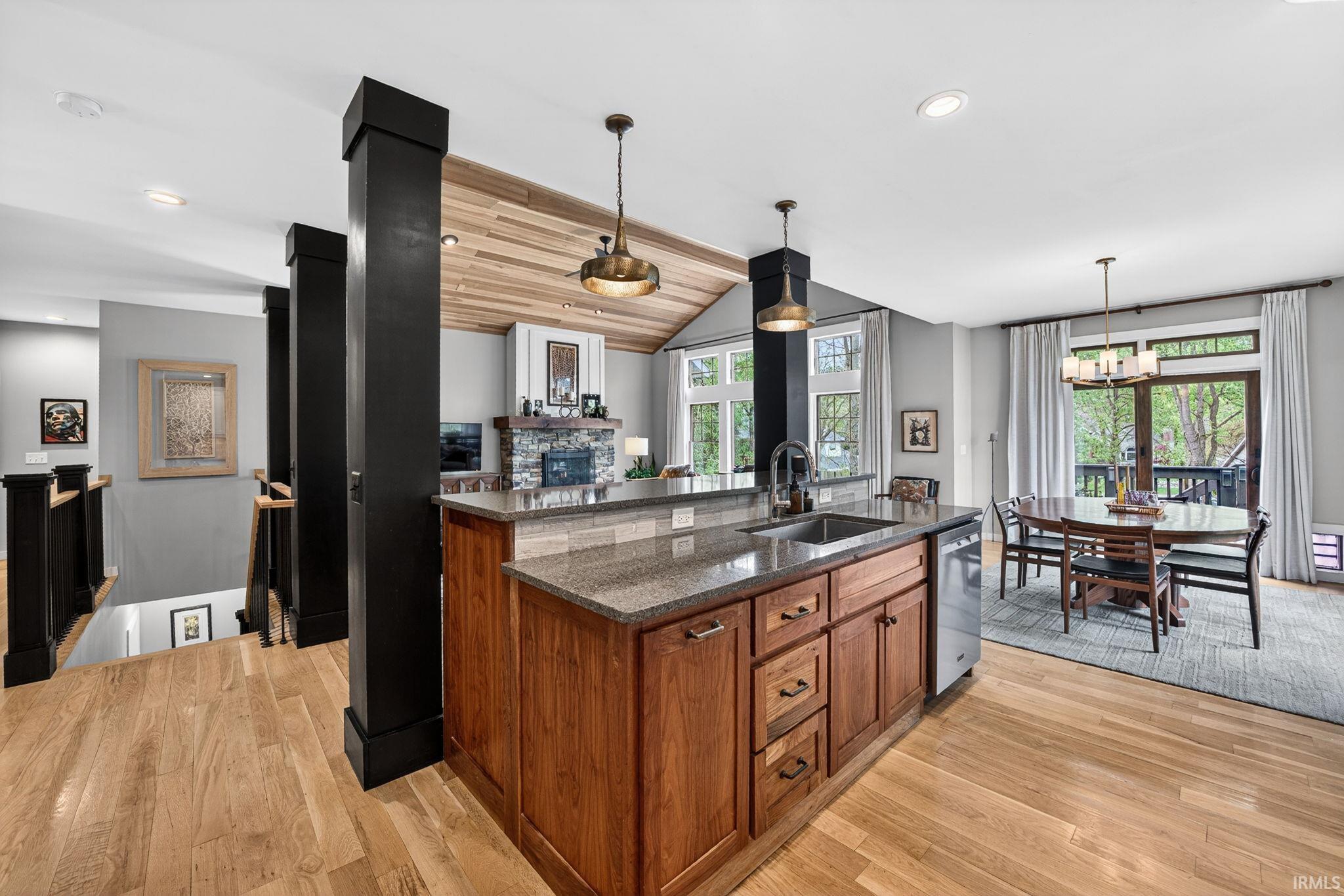 2103 Foxboro Court Mishawaka IN 46545
