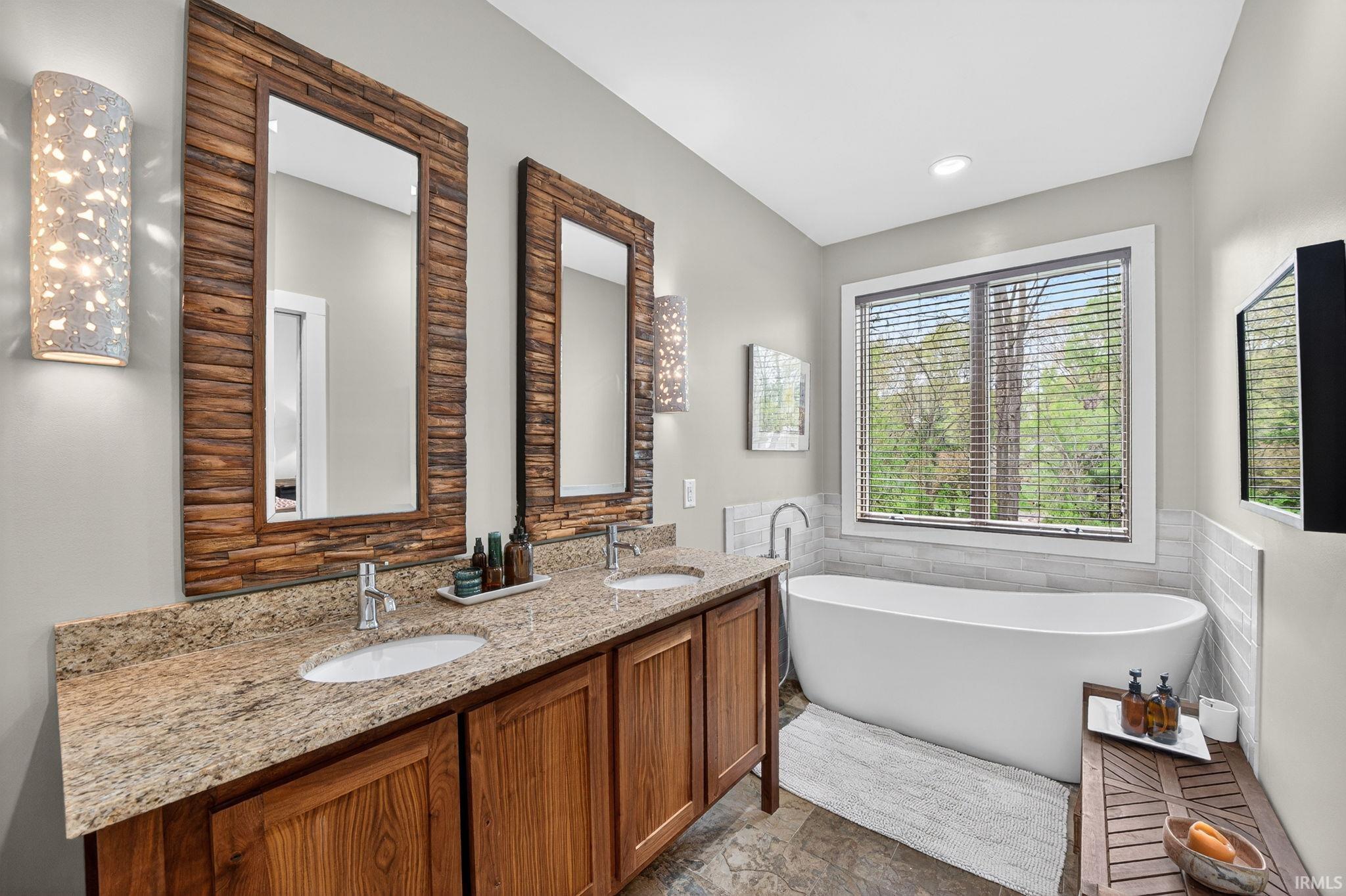 2103 Foxboro Court Mishawaka IN 46545