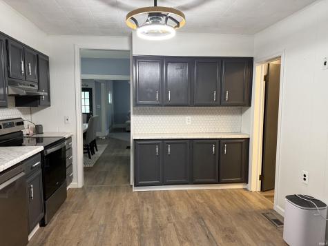 539 E St NE Linton IN 47441
