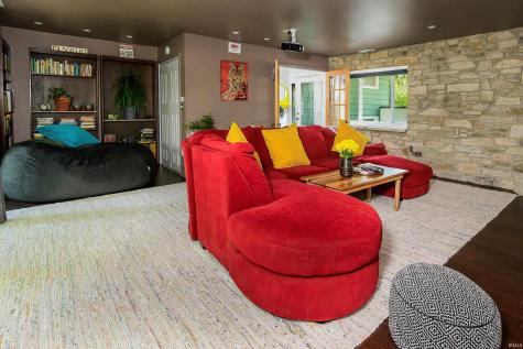 1130 W Briarcliff Drive Bloomington IN 47404