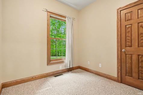 8265 E Walnut Ridge New Carlisle IN 46552