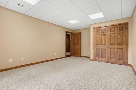8265 E Walnut Ridge New Carlisle IN 46552
