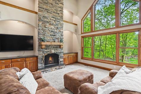 8265 E Walnut Ridge New Carlisle IN 46552