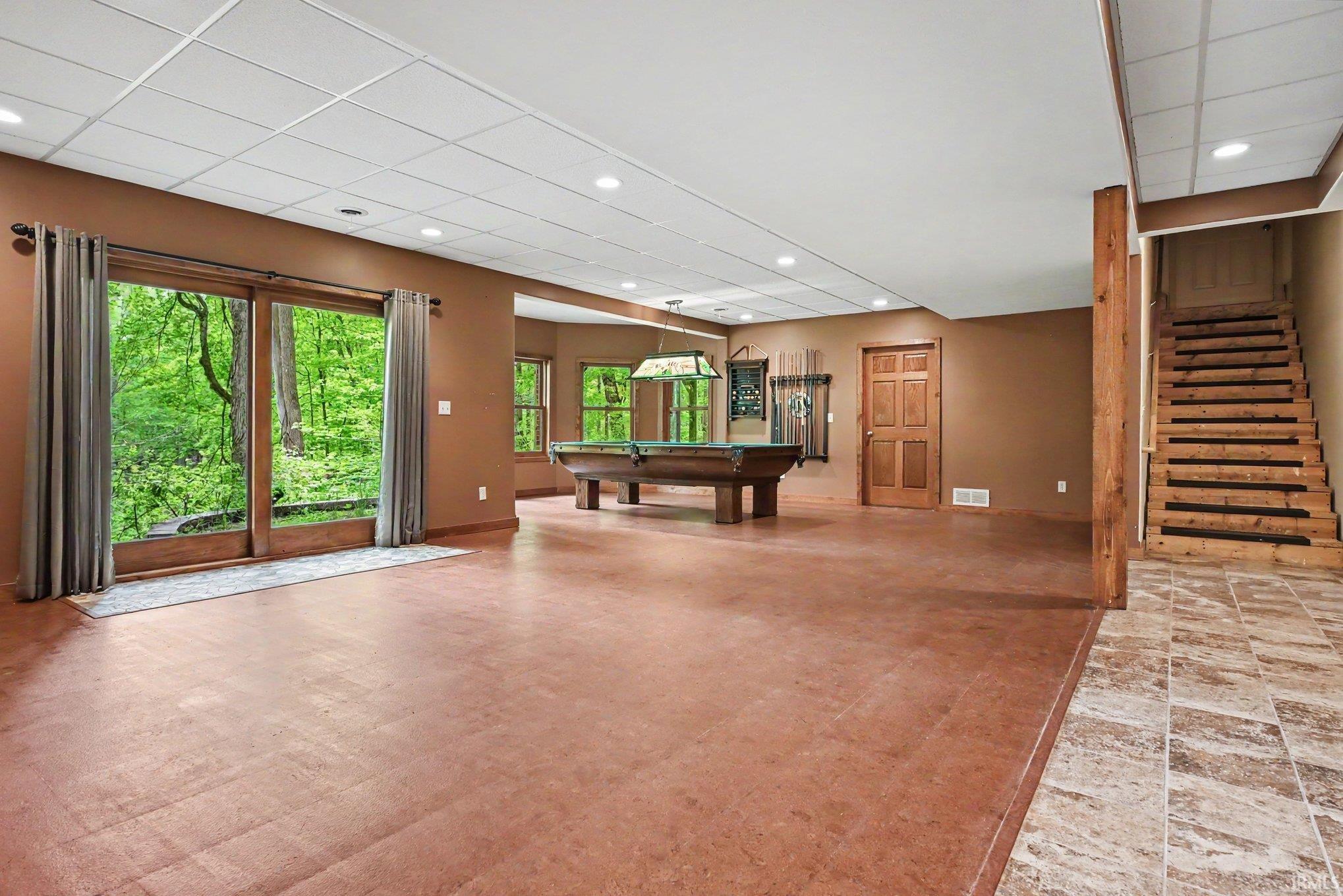 8265 E Walnut Ridge New Carlisle IN 46552