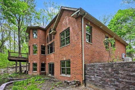 8265 E Walnut Ridge New Carlisle IN 46552