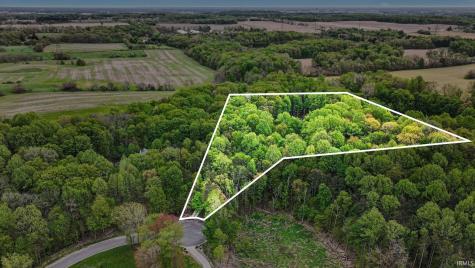 8265 E Walnut Ridge New Carlisle IN 46552