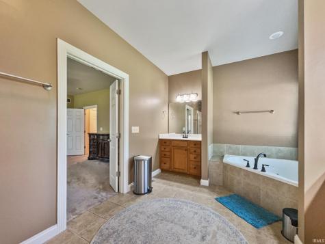 2616 Thornhill Drive Evansville IN 47725