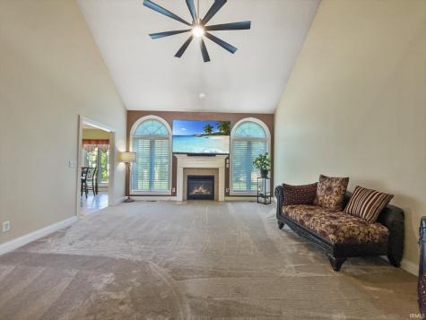 2616 Thornhill Drive Evansville IN 47725