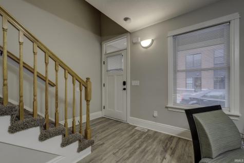 802 Lavina Street Fort Wayne IN 46802