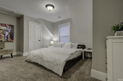 802 Lavina Street Fort Wayne IN 46802