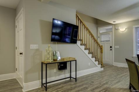 802 Lavina Street Fort Wayne IN 46802