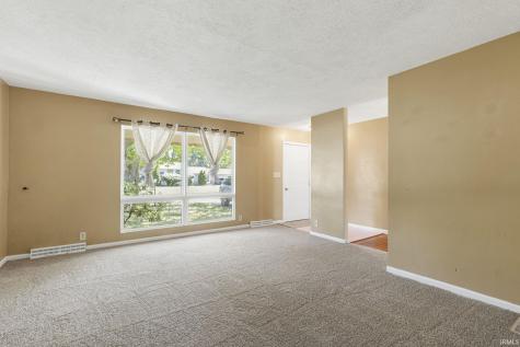 18215 Chipstead Drive South Bend IN 46637