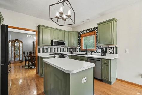 51823 Westwood Forest South Bend IN 46628