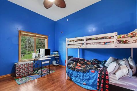 51823 Westwood Forest South Bend IN 46628