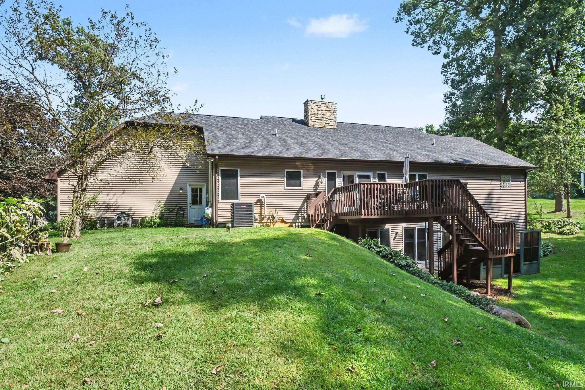 51823 Westwood Forest South Bend IN 46628