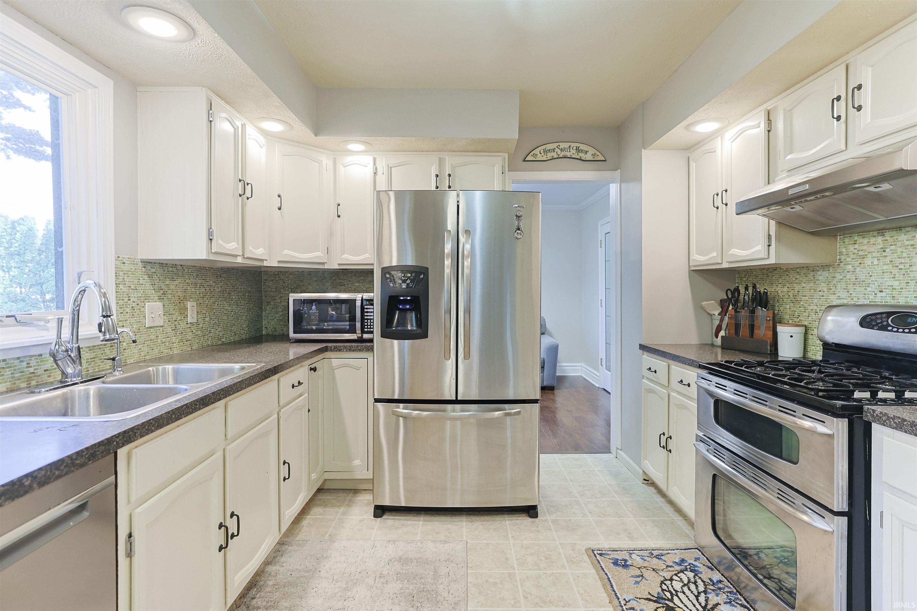 51962 Pennyroyal Lane Granger IN 46530