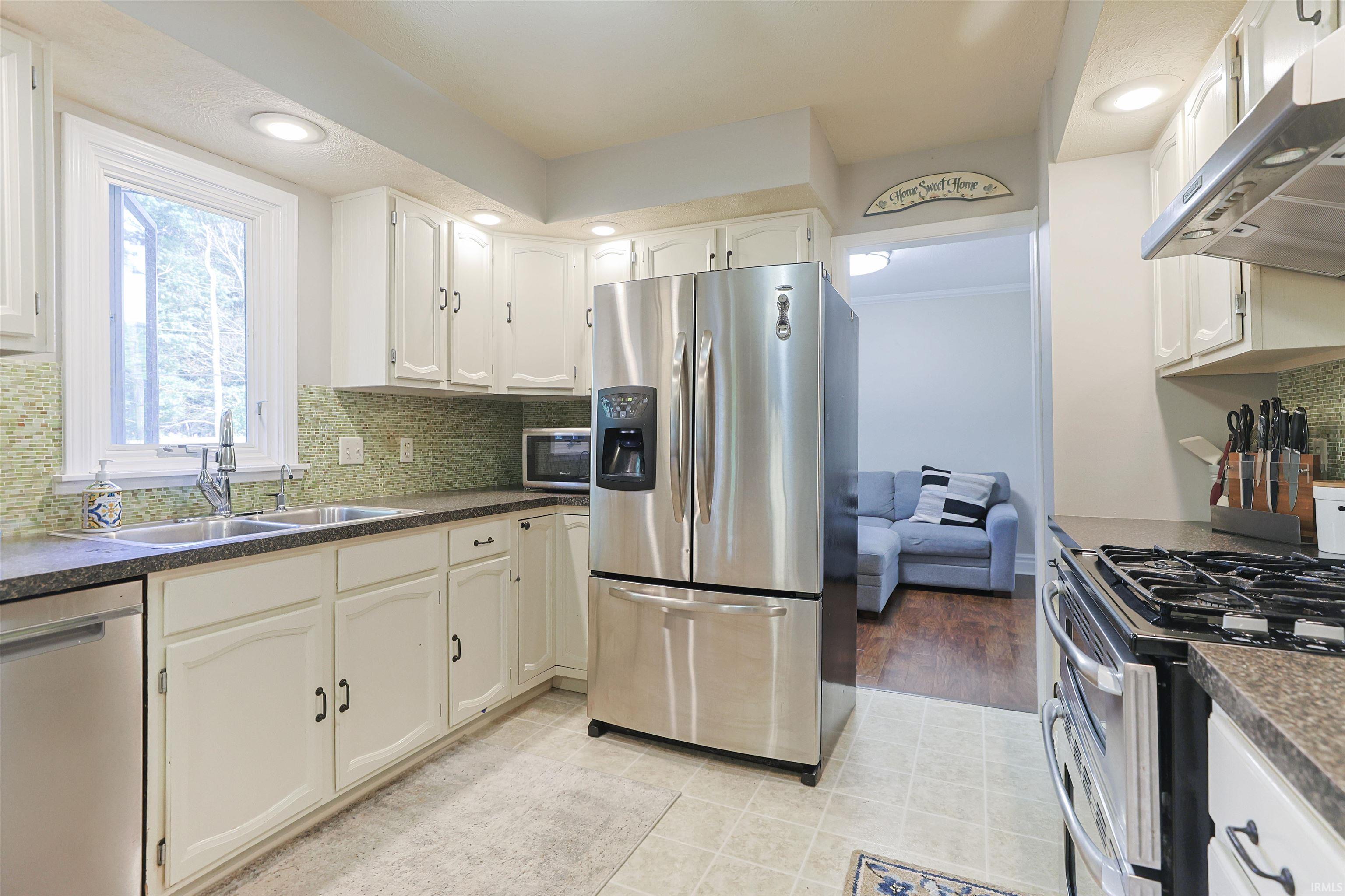 51962 Pennyroyal Lane Granger IN 46530