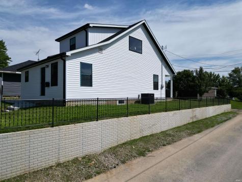 716 S 9th Street Petersburg IN 47567