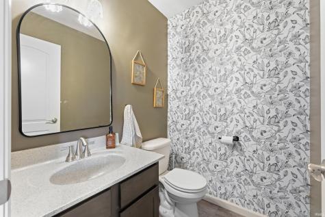 4607 Anglers Lane Fort Wayne IN 46808