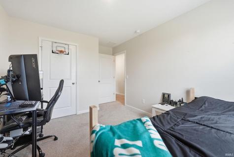 4715 Heathermoor Lane New Haven IN 46774