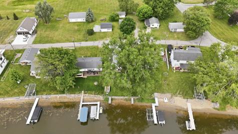 55 Lane 275b Turkey Lake Hudson IN 46747