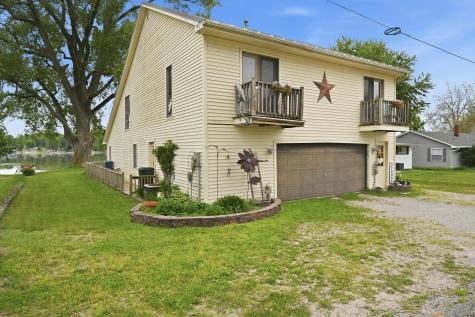 55 Lane 275b Turkey Lake Hudson IN 46747