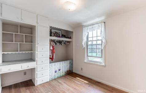 5313 Oak Hill Road Evansville IN 47711
