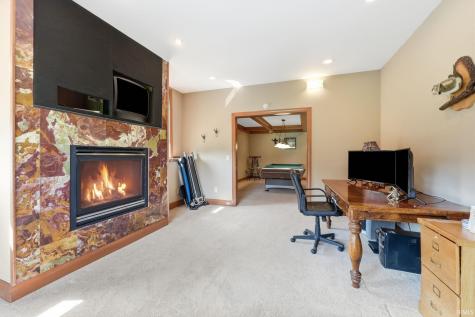 61960 Amber Meadows Court Goshen IN 46528