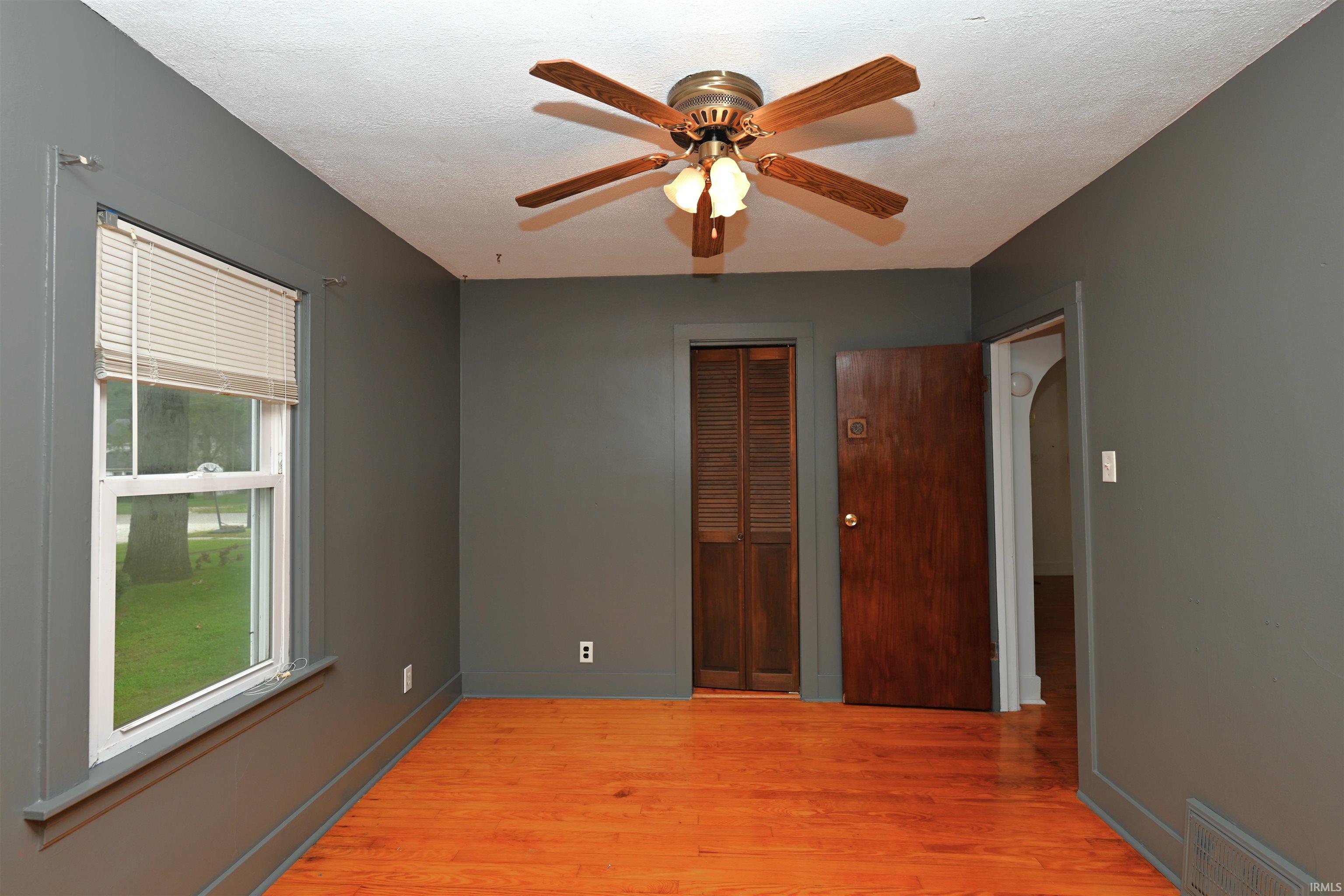 803 E Lake Street Knox IN 46534