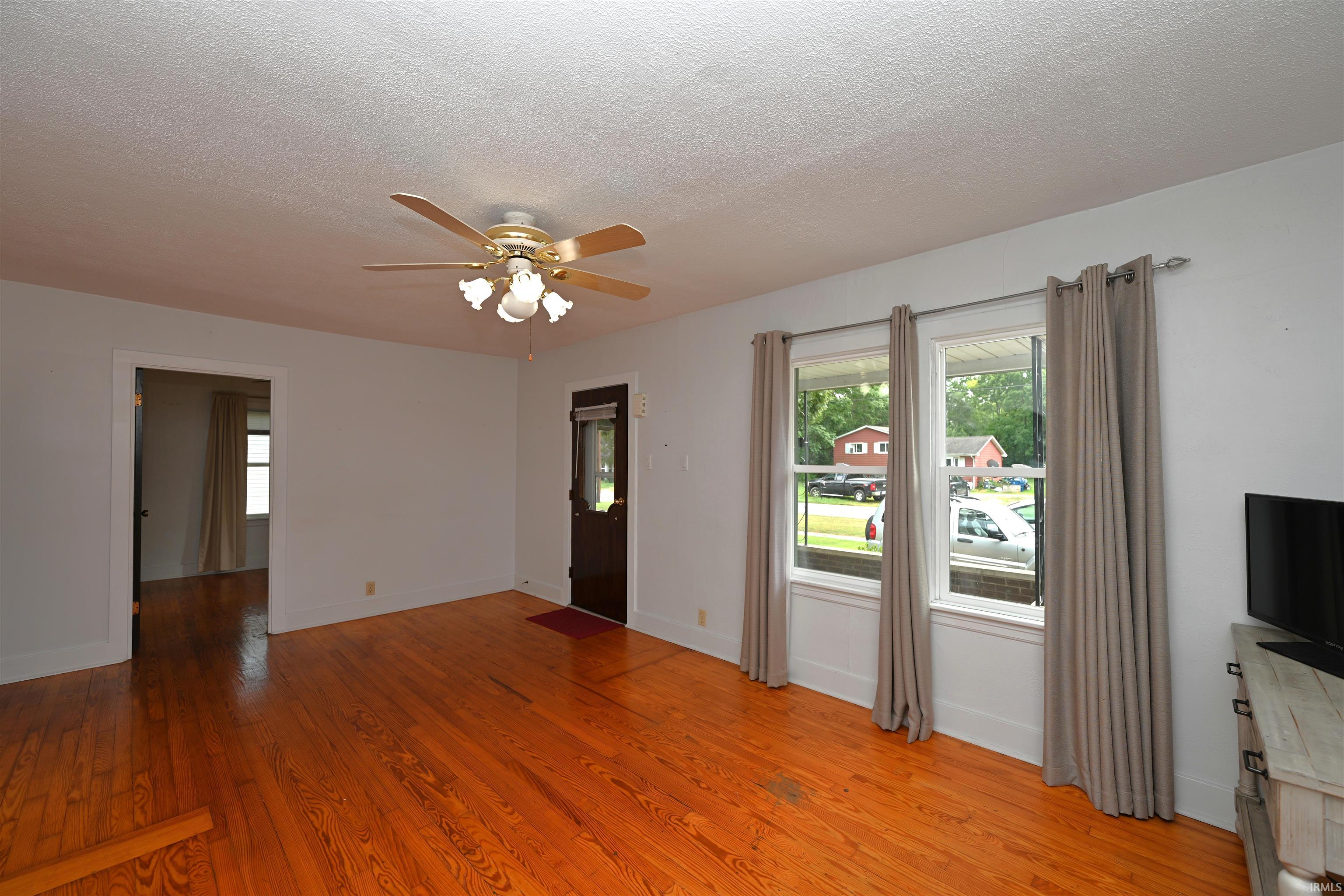803 E Lake Street Knox IN 46534