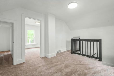 1812 Columbia Street South Bend IN 46613