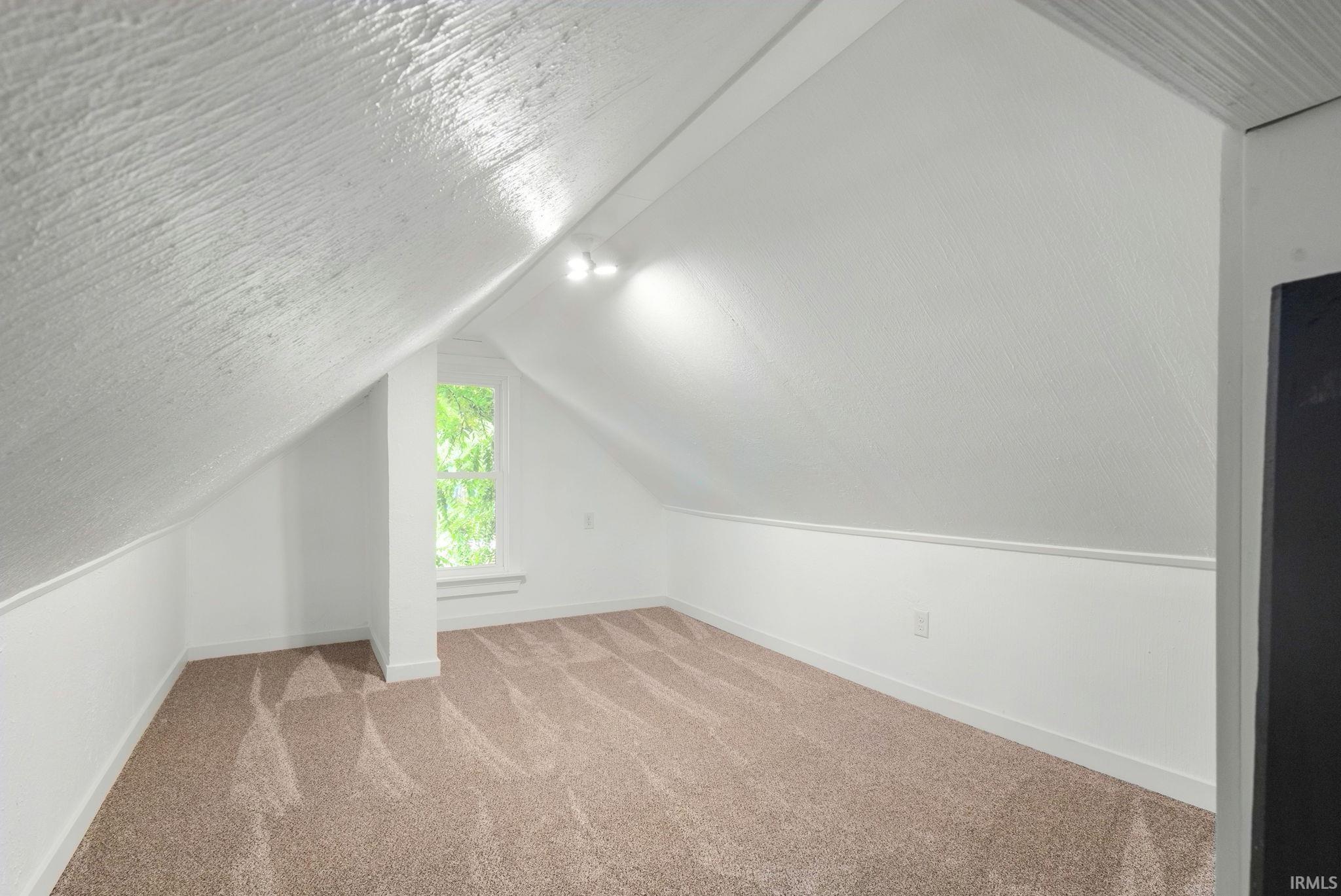 1812 Columbia Street South Bend IN 46613
