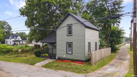 1812 Columbia Street South Bend IN 46613