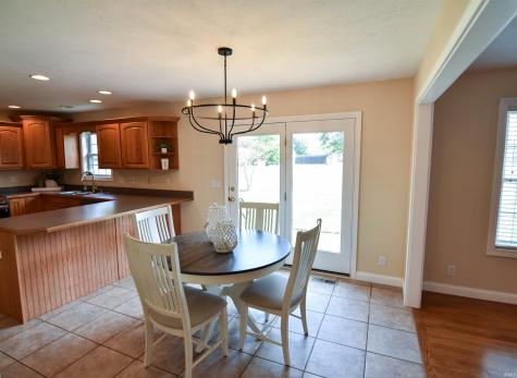 9329 Valley View Drive Evansville IN 47711