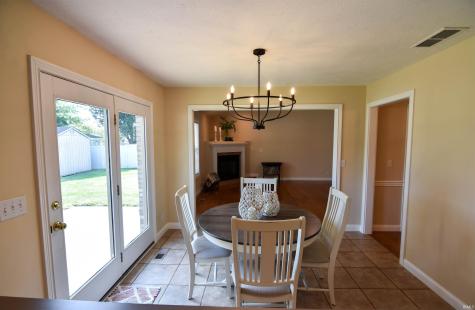 9329 Valley View Drive Evansville IN 47711