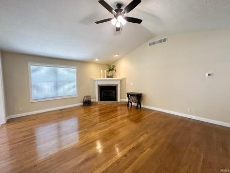 9329 Valley View Drive Evansville IN 47711