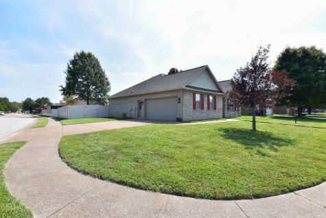 9329 Valley View Drive Evansville IN 47711