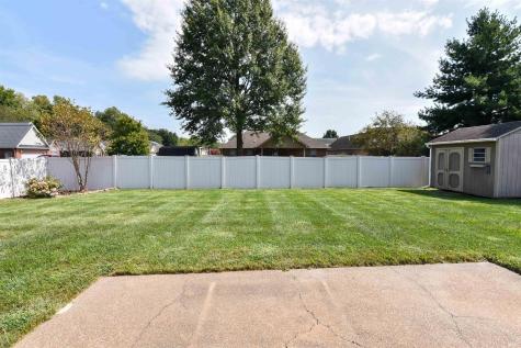 9329 Valley View Drive Evansville IN 47711