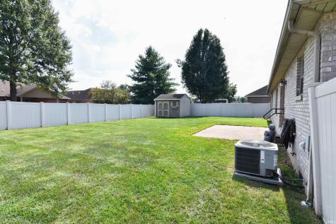 9329 Valley View Drive Evansville IN 47711