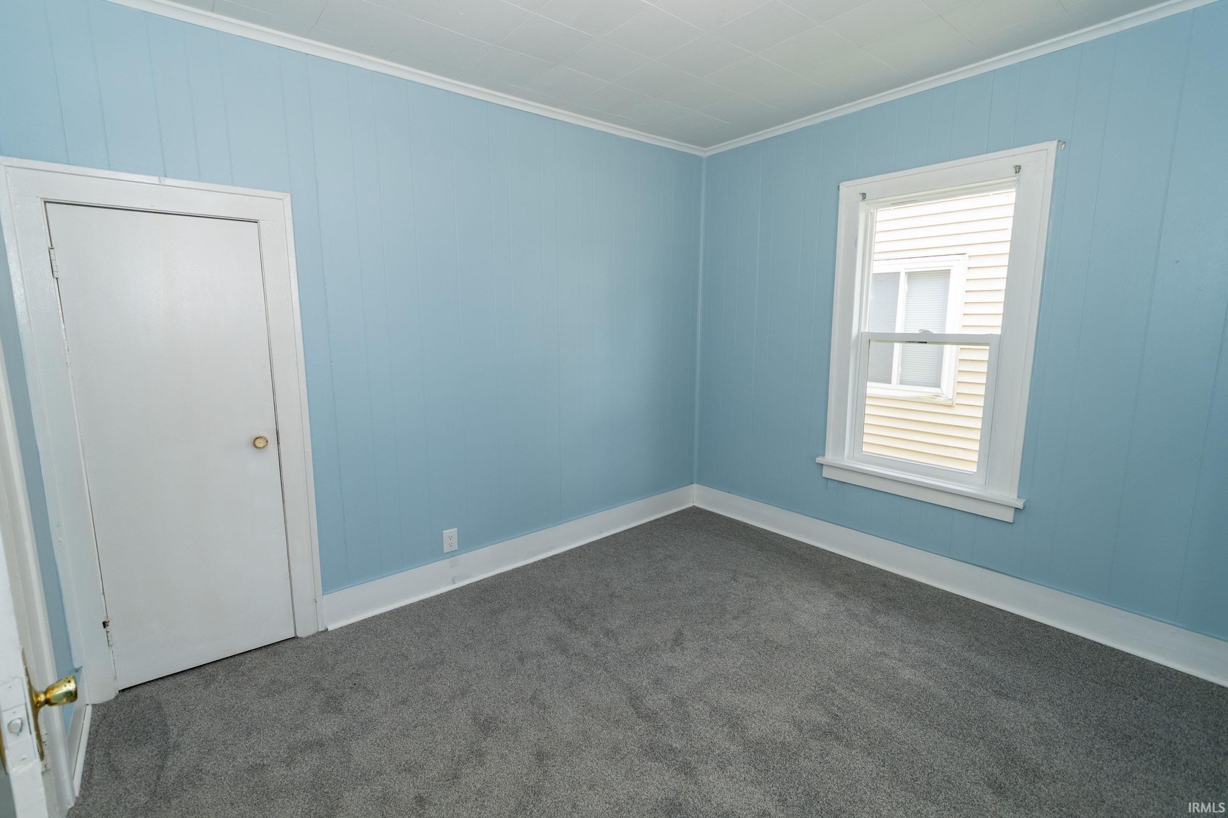 1723 E Calvert Street South Bend IN 46613
