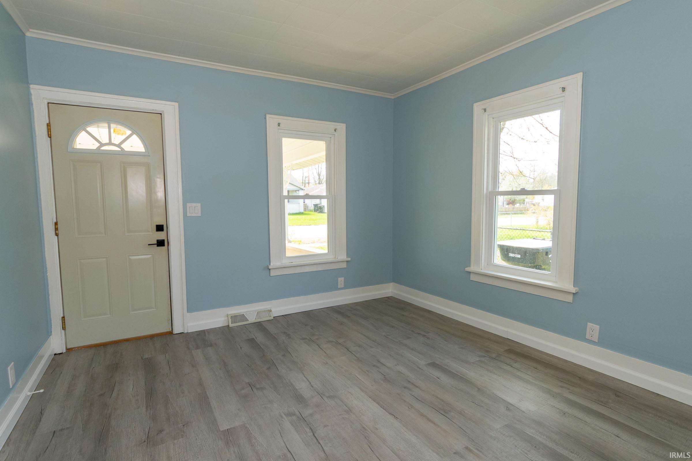 1723 E Calvert Street South Bend IN 46613